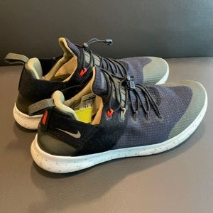 Men’s Size 9.5 Nike Free RN Utility Commuter